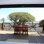 Sea And Mountain View Apartment